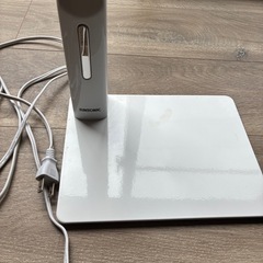 デスクライトの画像