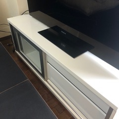 テレビ台の画像