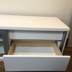 テレビ台の画像