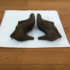 女性用ショートブーツの画像