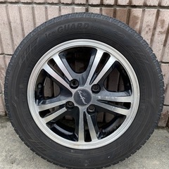 スタッドレスタイヤホイール付
の画像