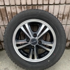 スタッドレスタイヤホイール付
の画像