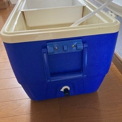 クーラーボックスの画像