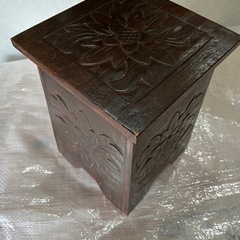 アジアン家具　収納台　の画像
