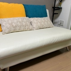 【月末まで】二人掛けソファ ホワイト　美品✨の画像