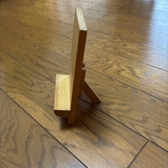 スマホなどのスタンドの画像