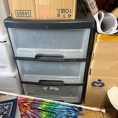 カラーボックスまとめてゆずりままとめて譲りますの画像