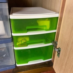 カラーボックスまとめてゆずりままとめて譲りますの画像