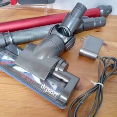 【B351】ダイソン　DC45　コードレス掃除機　動作確認OK　付属品ありの画像