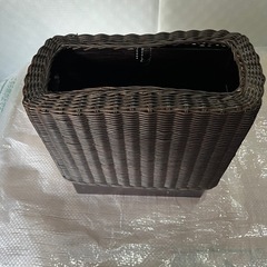 アジアン　ゴミ箱の画像