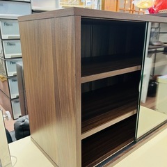 【激安】木目調キャビネットの画像