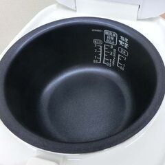 炊飯器 3合炊き アイリスオーヤマ 2022年製 KS-RC21M05 3.0合炊き ホワイト 札幌市 西野店の画像