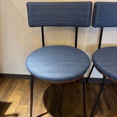 店舗用椅子４脚セットの画像