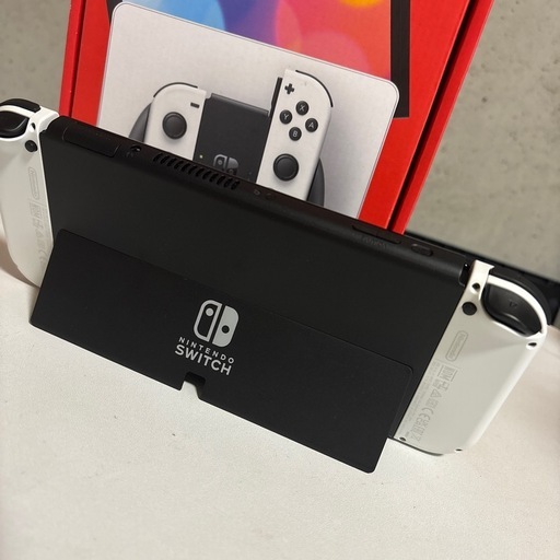 【明日まで値下げ】Nintendo Switch有機ELポケモンブリリアントダイヤモンド付き