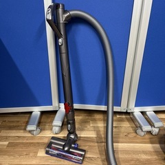 Dyson ダイソン⭐︎サイクロン掃除機　DC63 グレー/ブルー　　の画像