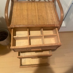 ラタン
4段籐チェストの画像