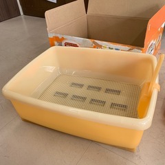 美原店　花王ペットケア　新品保管品　ニャンとも清潔トイレ　取り替えなしで1週間　猫　犬　ペットの画像