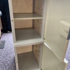 美原店　収納　スリムストッカー　扉　引出し付きの画像