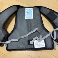新品 子供用　ライフジャケットの画像