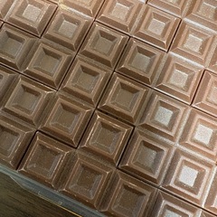 明治ブラックチョコレートパズルの画像