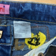 女児110サイズ・デニムパンツの画像