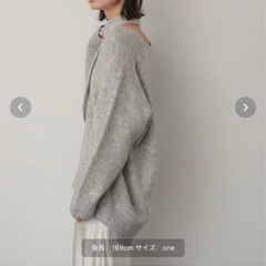 SENSE OF PLACE Vネックチョーカーセーター グレー サイズoneの画像