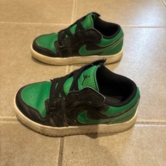 AIR JORDAN
の画像