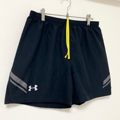 UNDER ARMOUR アンダーアーマー ショートパンツの画像