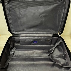 M【中古品】travel house キャリーバッグ キャリーケース 旅行 カバン キャスター付き ブラック 鍵付き　の画像