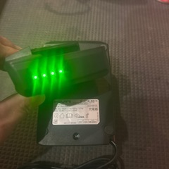 ヒルティ　バッテリー　充電器の画像
