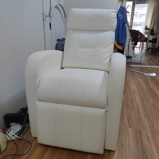 ネイル リクライニングチェア