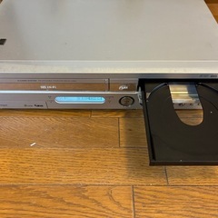 シャープのビデオ一体型レコーダー
の画像