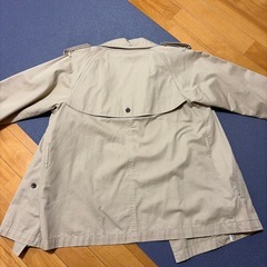 トレンチコート　ショート丈　Lサイズの画像