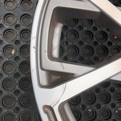 フィアット FIAT 500X クロスプラス 純正 18インチ 7J+40 PCD110-5H　1本の画像