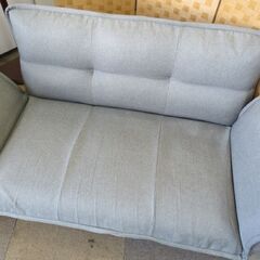 カウチソファ 2人掛け ローソファ  コンパクト 脚付き ファブリック グレー 背面・肘リクライニング 札幌 北20条店の画像