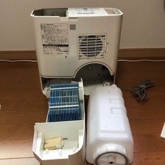 ハイブリッド式加湿器　気化式　CORONAの画像