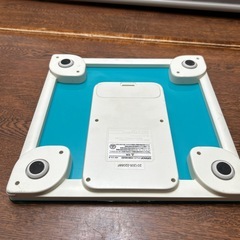 オムロン 体重体組成計　HBF-214-B管理番号694の画像