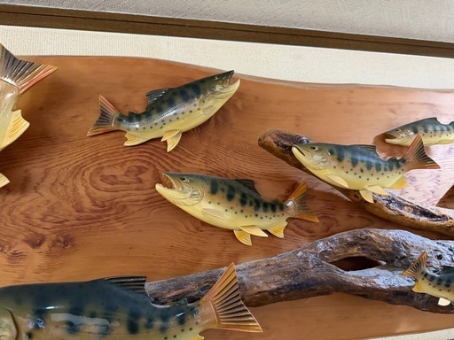鮎の美術品