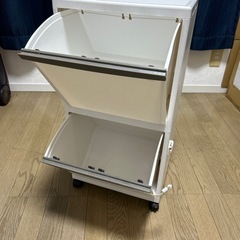 ２段ゴミ箱の画像