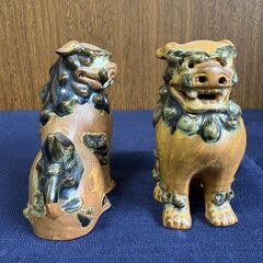 沖縄の守り神　シーサーの置物の画像