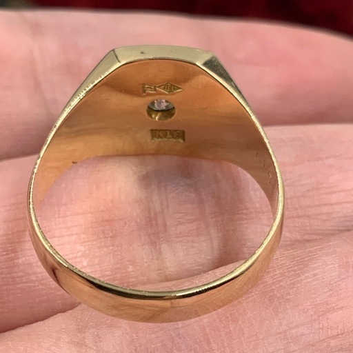 K18 印台ダイヤリング　7.9g 約19号　 0.15ct