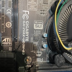 ジャンク品 CPUとマザーボードと4GBメモリーの画像