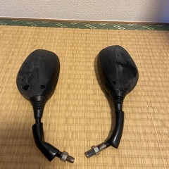 バイク　ミラー　正ねじの画像