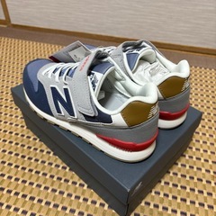 新品 23.5cm New Balance YV996RN3 キッズスニーカーの画像
