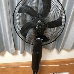 ソーラーパネル扇風機　コンセントも可　一部ジャンク
の画像