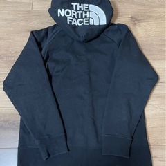 THE NORTH FACE 黒パーカー　Lサイズの画像
