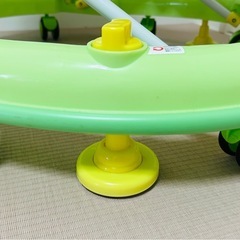 歩行器　西松屋
の画像