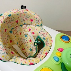 歩行器　西松屋
の画像