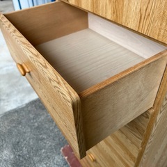 美品　木製収納タンスの画像