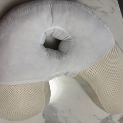 ニトリ横向き寝が楽な枕・コストコ横向き寝用枕　セットの画像